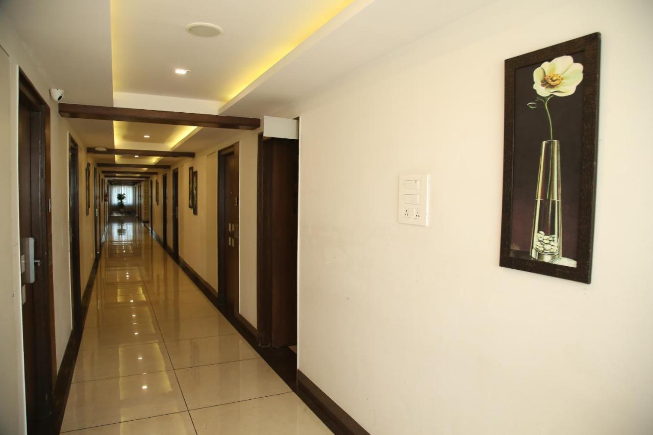 West Fort Hotel บังกาลอร์ ภายนอก รูปภาพ