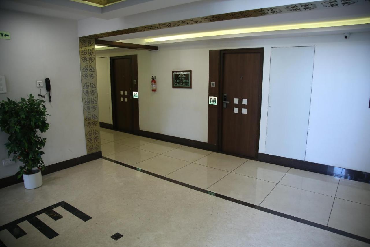 West Fort Hotel บังกาลอร์ ภายนอก รูปภาพ