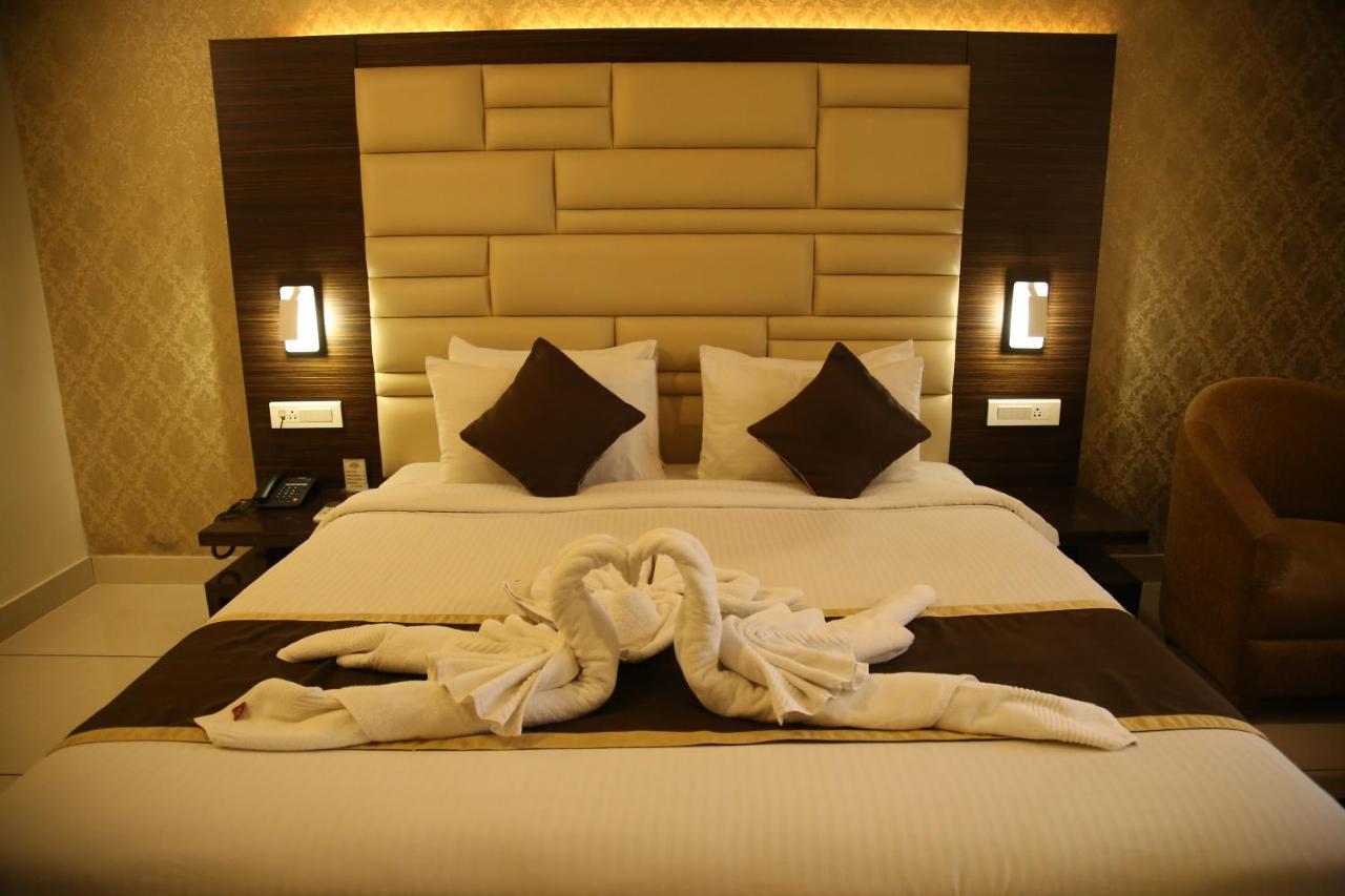 West Fort Hotel บังกาลอร์ ภายนอก รูปภาพ