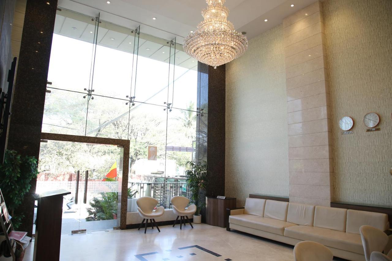 West Fort Hotel บังกาลอร์ ภายนอก รูปภาพ